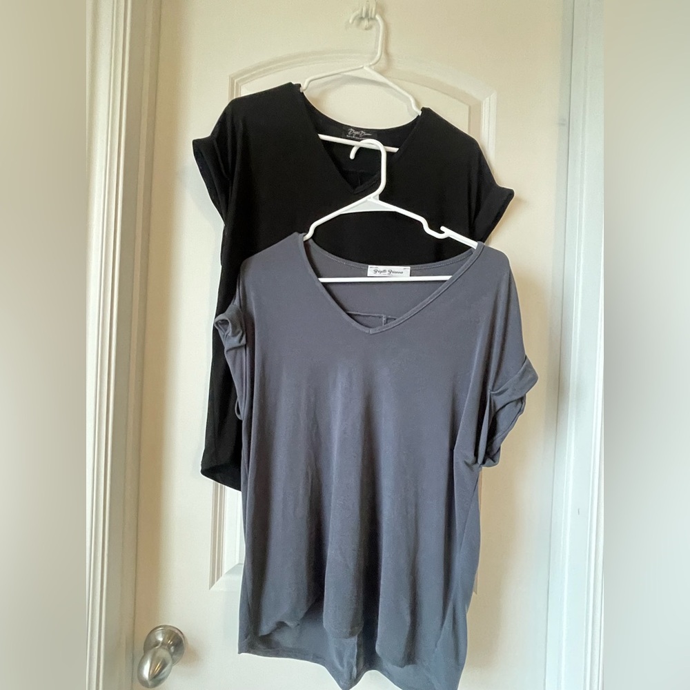 2 pack of tops
